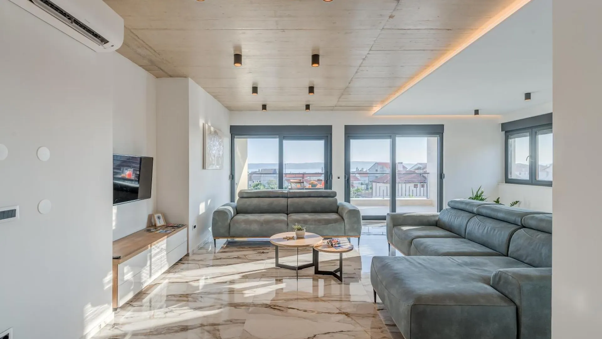 Luxury Villa Providenza Kastela 0*,  Croatia