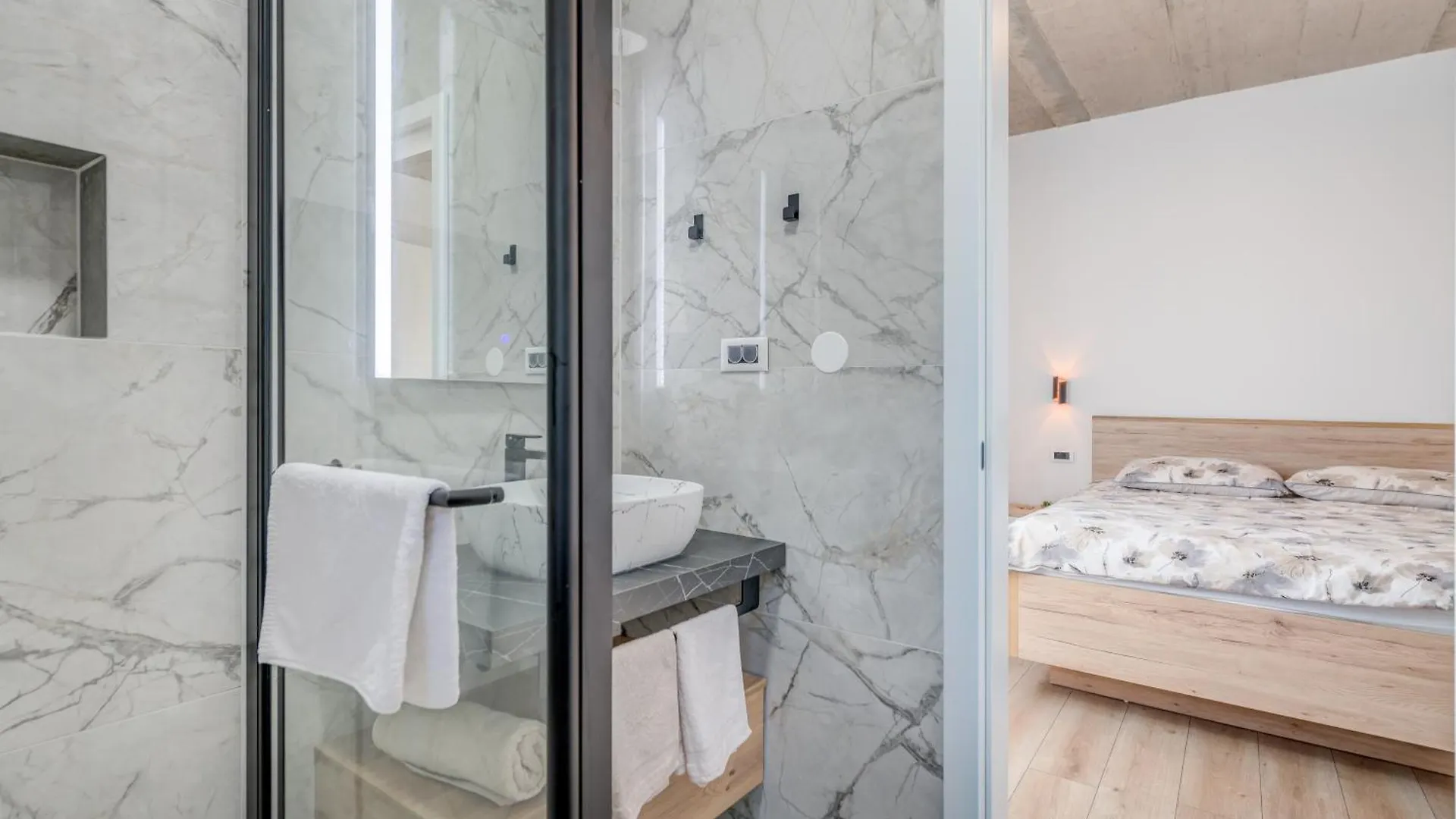 Luxury Villa Providenza Kastela Croatia