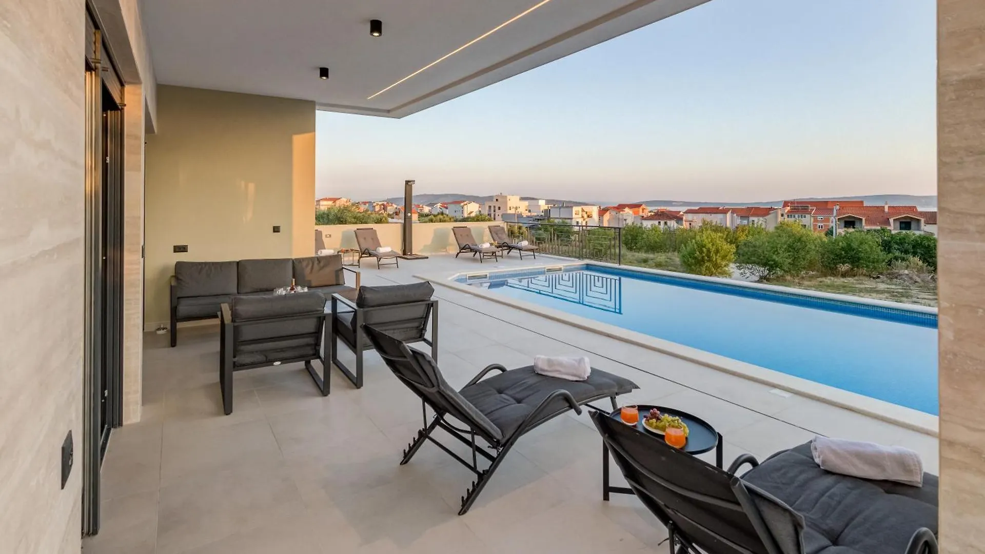 Luxury Villa Providenza Kastela